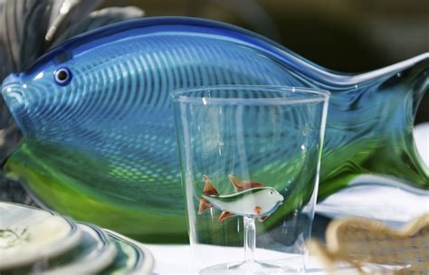 Dior Maison releases the Aquarius tableware collection.